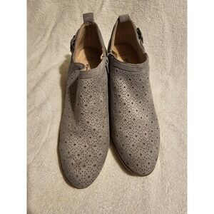 Sonoma Womens Gray Perforated Ankle Booties‎ Side Zip Buckle Detail Size 9.5